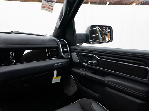 New 2026 RAM 1500 Laramie AWD/4WD image 11