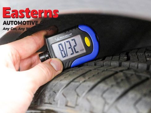 Used 2022 BMW X7 xDrive40i w/ Premium Package image 24