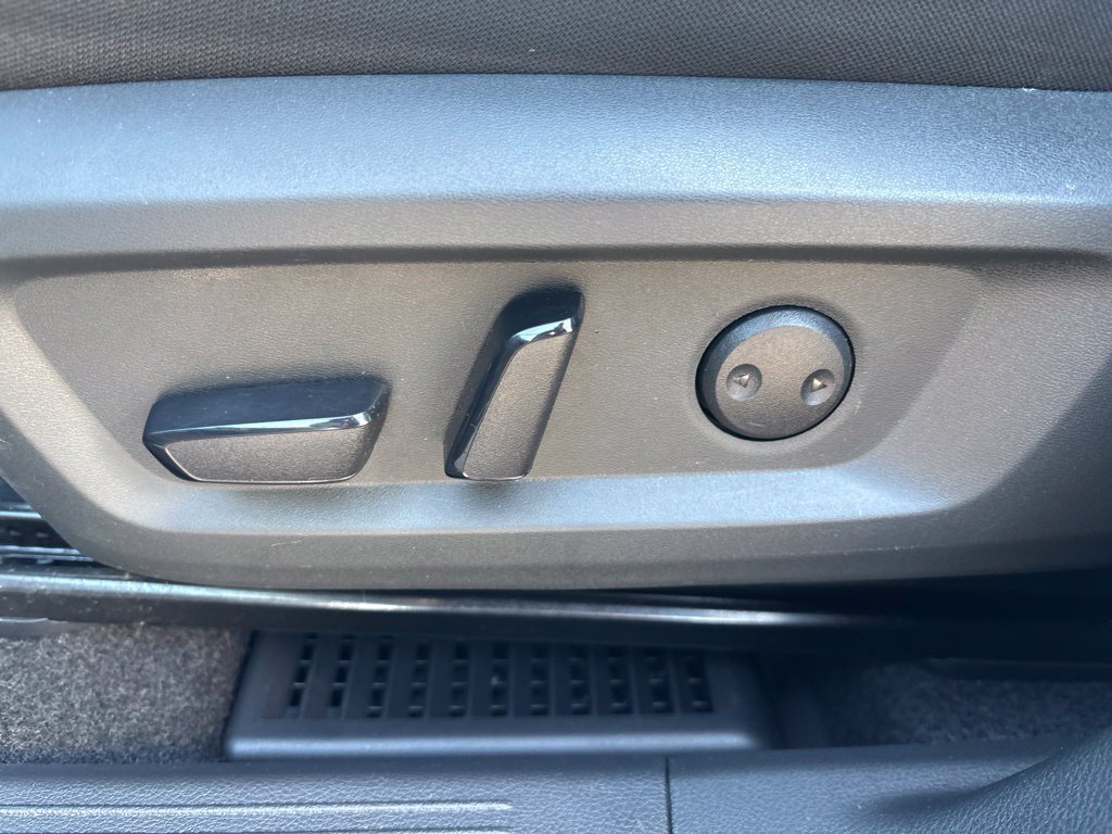 Certified 2023 Nissan Rogue SV AWD/4WD image 18