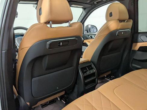 Used 2025 BMW X5 xDrive40i w/ Premium Package image 45