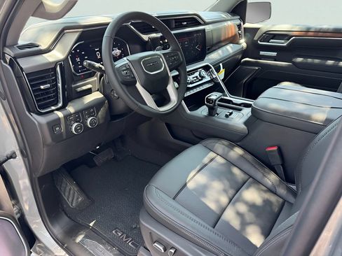 New 2026 GMC Sierra 1500 Denali w/ Denali Reserve Package AWD/4WD image 7