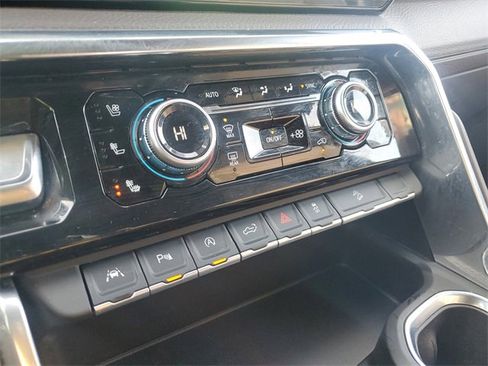 Used 2025 GMC Sierra 1500 Denali w/ Technology Package image 16