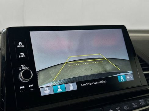 Used 2025 Honda Odyssey Sport-L image 10