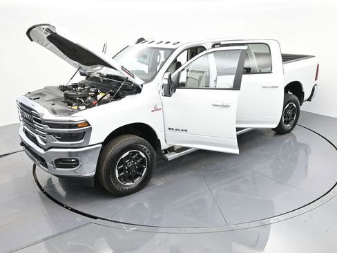 New 2025 RAM 2500 Laramie image 37