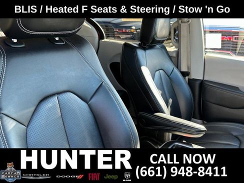 Used 2024 Chrysler Pacifica Touring-L FWD image 14
