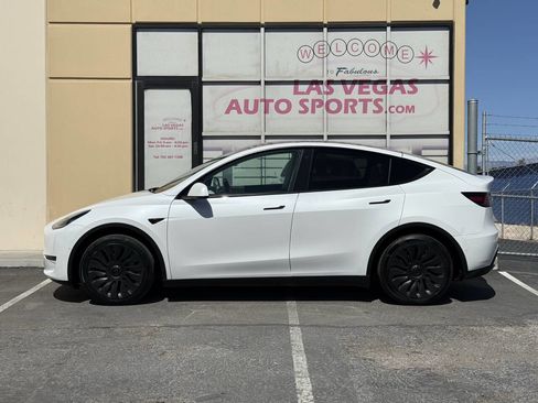 Used 2021 Tesla Model Y Long Range AWD/4WD image 5