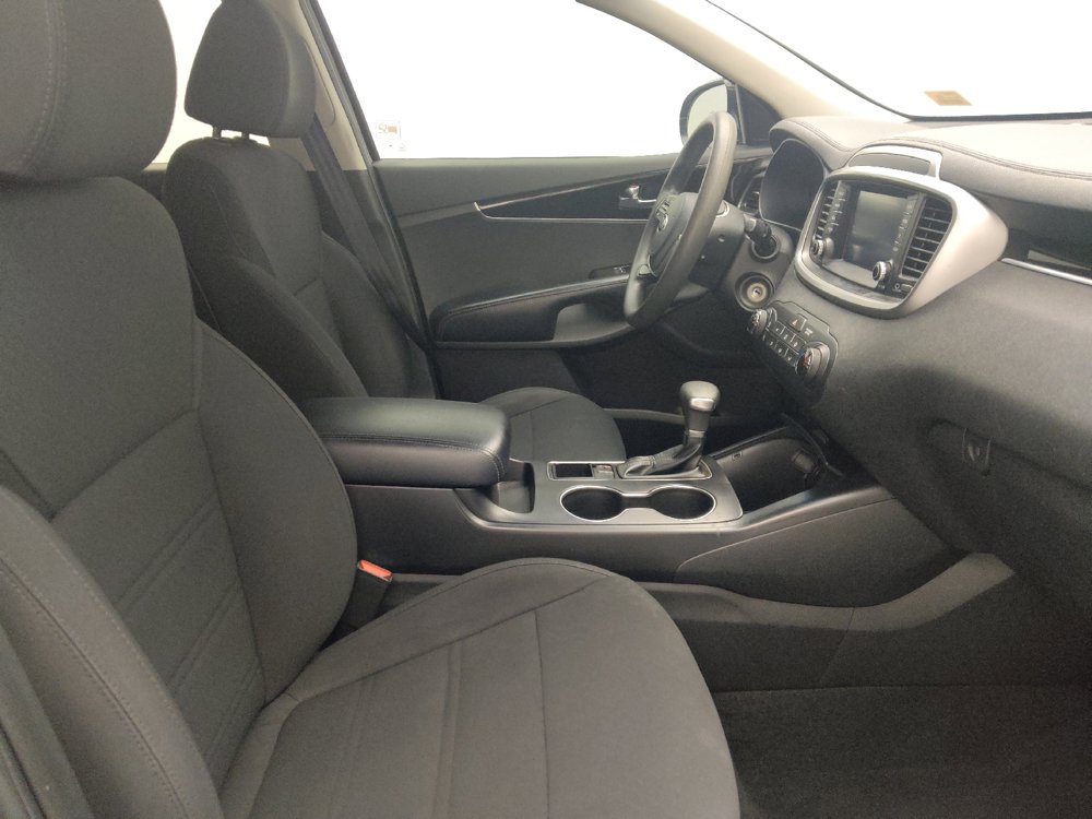 Used 2019 Kia Sorento L FWD image 21
