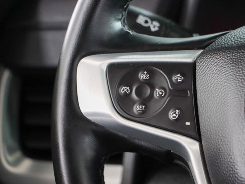 Used 2024 GMC Terrain SLT image 13