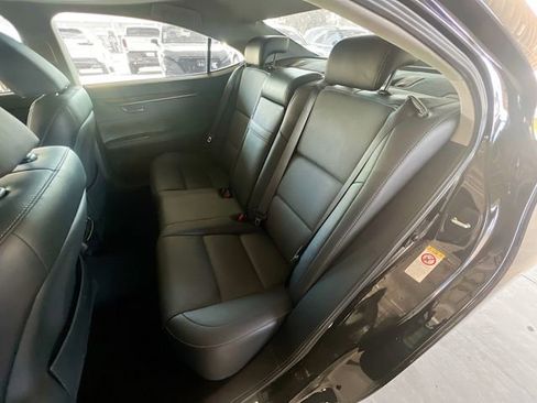 Used 2018 Lexus ES 350 w/ Navigation System Package image 27