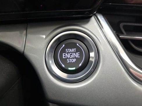 New 2026 Chevrolet Trax LT w/ Sunroof Package image 16