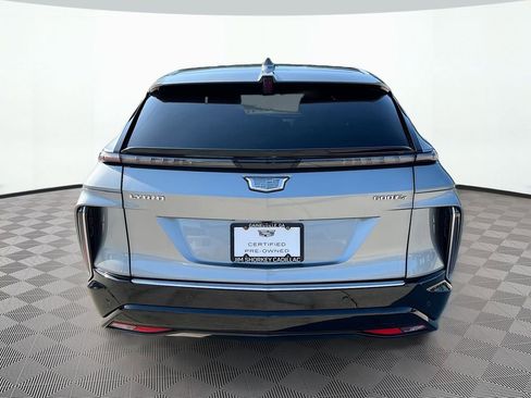 Used 2024 Cadillac Lyriq Luxury w/ LPO, Floor Liner Package AWD/4WD image 7