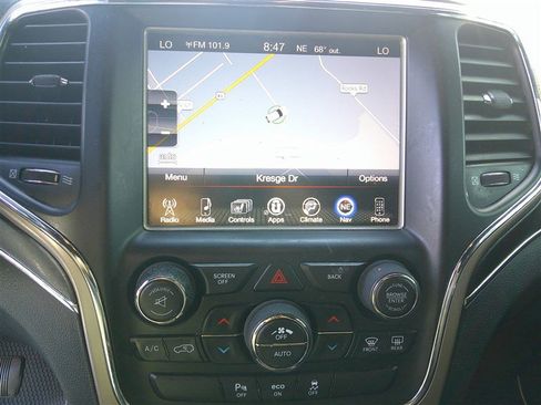 Used 2015 Jeep Grand Cherokee Limited w/ Trailer Tow Group IV AWD/4WD image 13