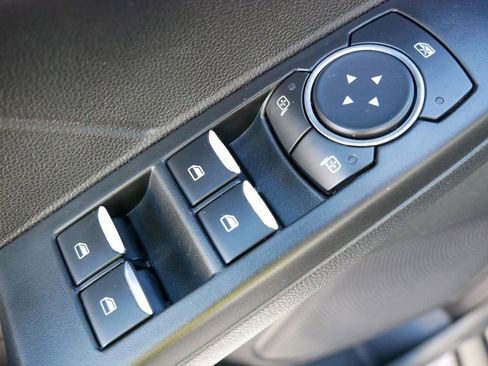 Used 2021 Ford Escape SE image 10