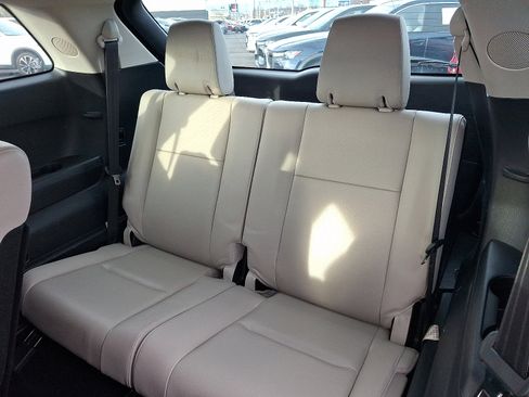 Used 2015 MAZDA CX-9 Touring w/ Touring Technology Package image 12