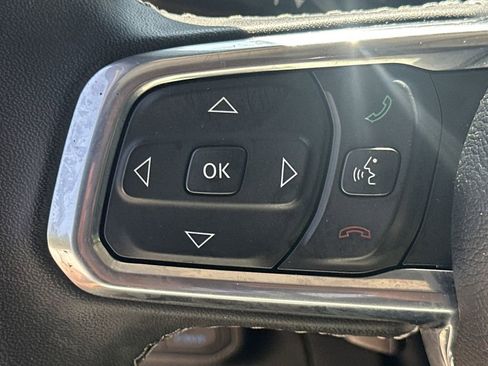 Used 2023 Jeep Wrangler Sahara AWD/4WD image 25