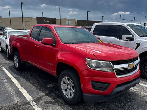 Used 2016 Chevrolet Colorado LT RWD image 2