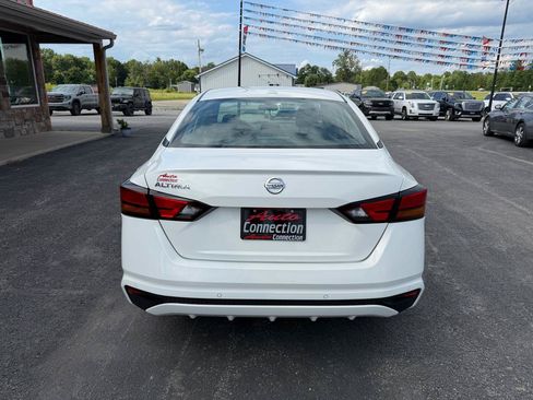 Used 2025 Nissan Altima 2.5 SV AWD/4WD image 5