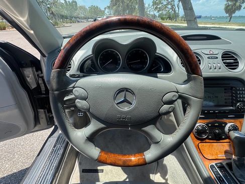 Used 2007 Mercedes-Benz SL 550 image 68