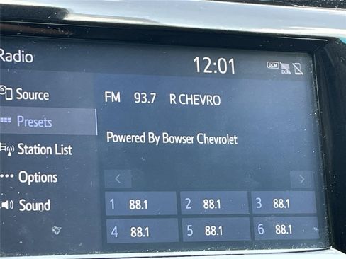 Used 2019 Toyota Camry SE w/ Convenience Package FWD image 16