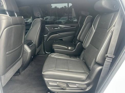 Used 2021 Cadillac Escalade Sport RWD image 22