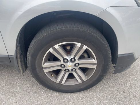 Used 2017 Chevrolet Traverse LT FWD image 9