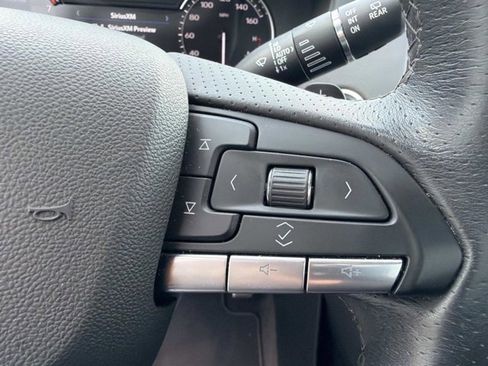 Used 2023 Cadillac XT4 Sport FWD image 28