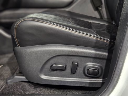 Used 2024 Nissan Murano Platinum w/ Cargo Package image 23