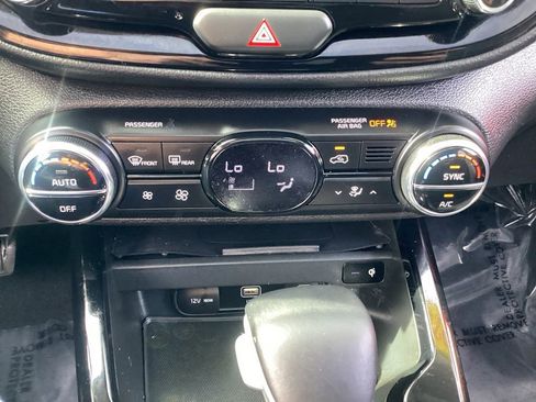 Used 2023 Kia Soul GT-Line w/ GT-Line Technology Package FWD image 23