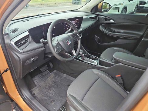 Used 2024 Buick Encore GX Preferred FWD image 10