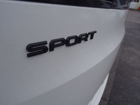 Used 2025 Land Rover Range Rover Sport Dynamic SE image 20