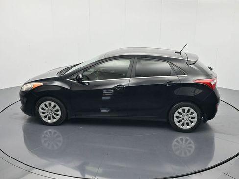 Used 2016 Hyundai Elantra GT FWD image 34