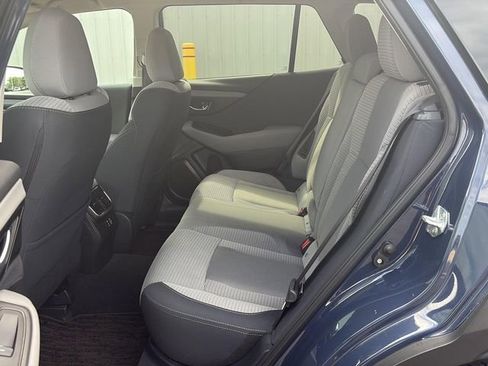 Used 2023 Subaru Outback Premium image 22