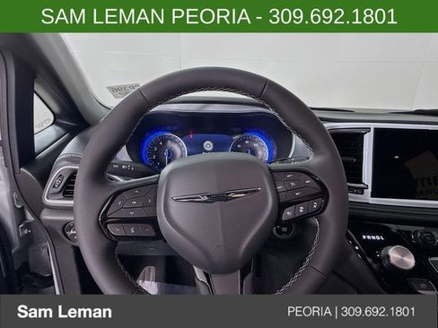 New 2026 Chrysler Pacifica Limited w/ S Appearance Package image 11