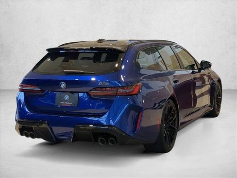 New 2026 BMW M5 Touring w/ Executive Package AWD/4WD image 2