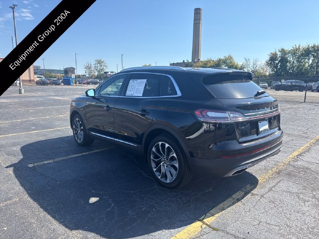 Used 2023 Lincoln Nautilus Reserve AWD/4WD image 4