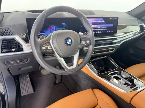 Certified 2026 BMW X5 xDrive40i AWD/4WD image 4