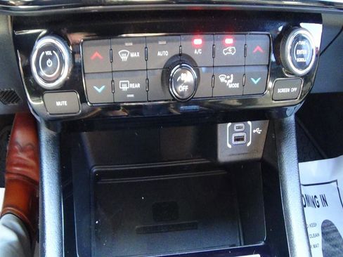 Certified 2024 Jeep Compass Trailhawk w/ Trailhawk Elite Group image 30