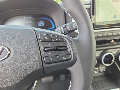 New 2025 Hyundai Venue Limited image 20
