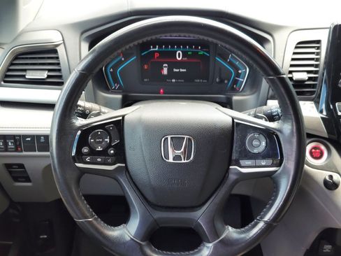 Used 2018 Honda Odyssey EX-L image 12