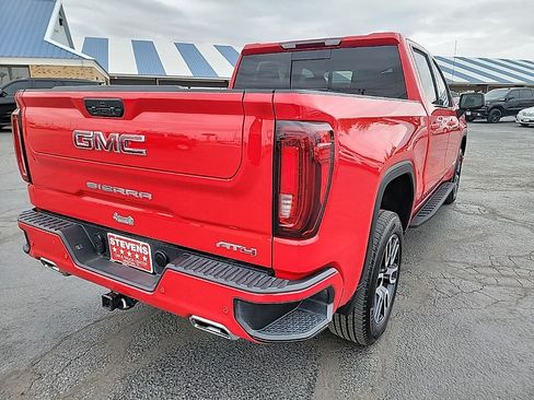 Used 2022 GMC Sierra 1500 AT4 w/ AT4 Premium Package AWD/4WD image 8