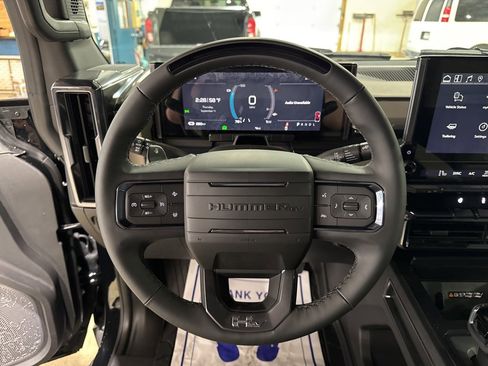 New 2026 GMC Hummer EV 4x4 Crew Cab image 23