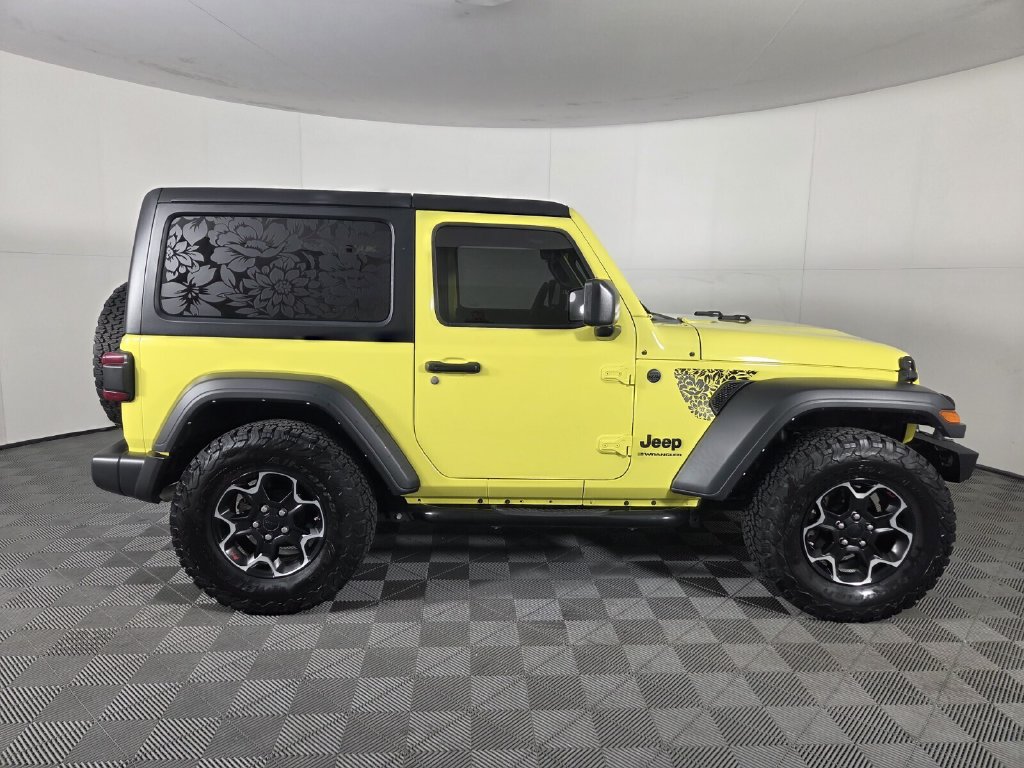 Used 2024 Jeep Wrangler Sport AWD/4WD image 5