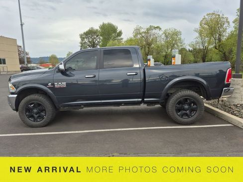 Used 2018 RAM 2500 Laramie AWD/4WD image 9