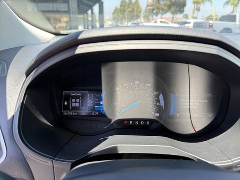 Used 2022 Ford Edge SE w/ Black Appearance Package image 25