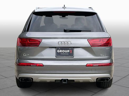 Used 2017 Audi Q7 3.0T Premium Plus w/ Premium Plus Package image 4
