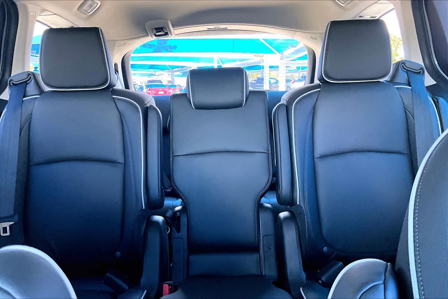 New 2027 Honda Odyssey Touring image 17