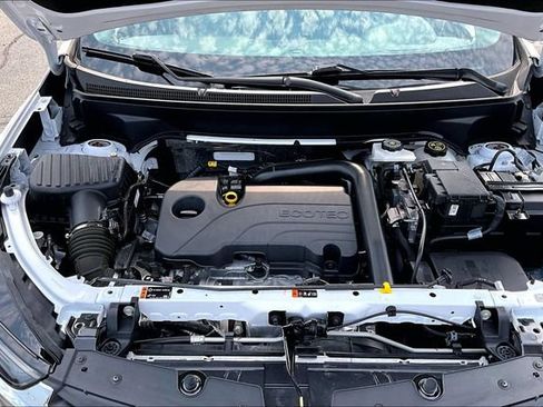 Used 2024 Chevrolet Equinox LS w/ LS Convenience Package FWD image 29
