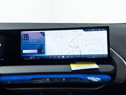 Certified 2025 BMW X3 xDrive30i image 16