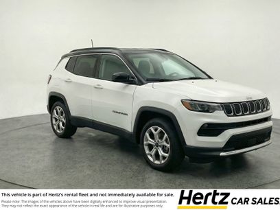 Used 2025 Jeep Compass Latitude