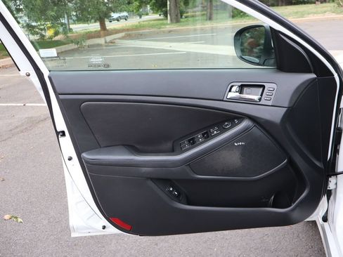 Used 2013 Kia Optima EX FWD image 23